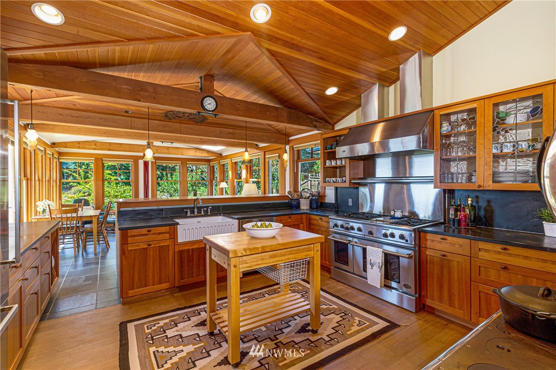 257 Dusty Road Lopez Island, WA 98261 - Photo 8 of 36
