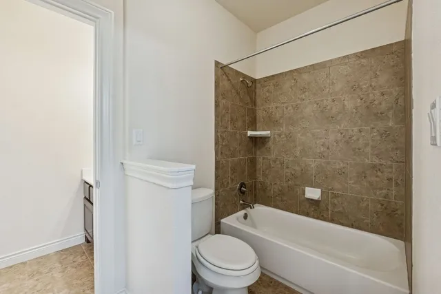 $565,000 | 3900 Crispin Hall Lane, Pflugerville, TX 78660