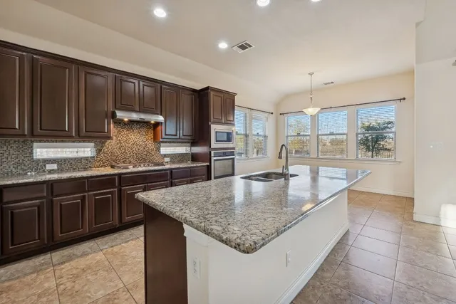 $565,000 | 3900 Crispin Hall Lane, Pflugerville, TX 78660