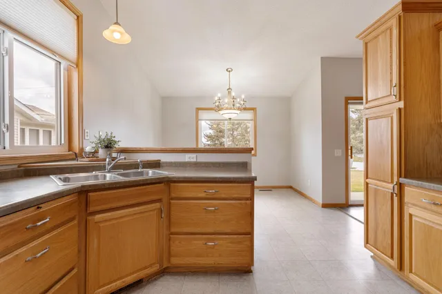 $298,500 | 2495 Mossy Creek Drive, Owatonna, MN 55060