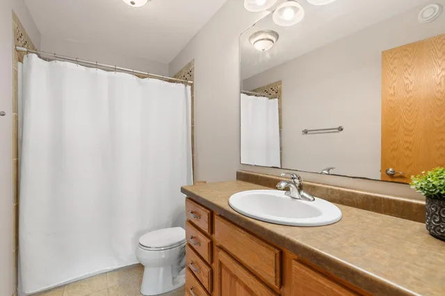 $298,500 | 2495 Mossy Creek Drive, Owatonna, MN 55060