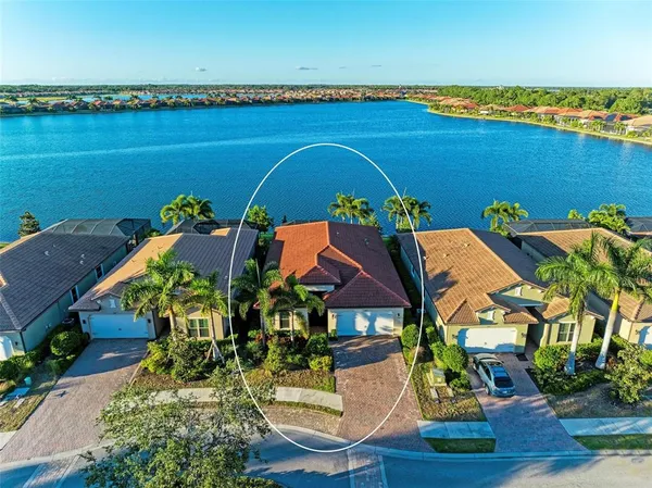 $644,900 | 228 Maraviya Boulevard, Nokomis, FL 34275