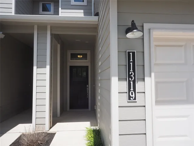 $1,695 | 11319 Gadsen Lane, Unit 94, Austin, TX 78754