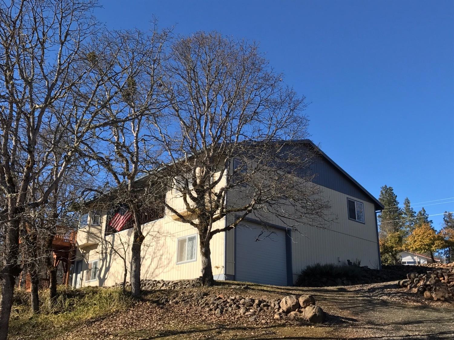 210 Rene Drive Shady Cove, OR 97539 - Photo 1 of 33 Primary Photo
