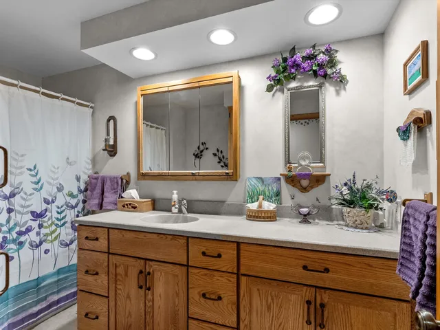 $399,900 | 501 River Bluff Drive, Manitowoc, WI 54220