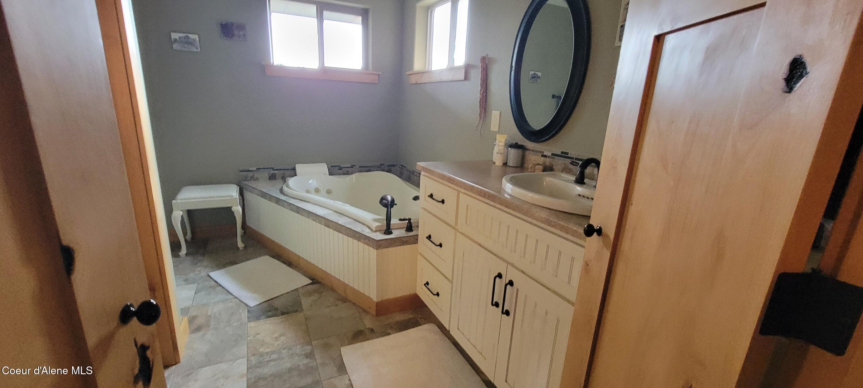 309 Pywell Road Bonners Ferry, ID 83805 - Photo 34 of 42 Master Bath