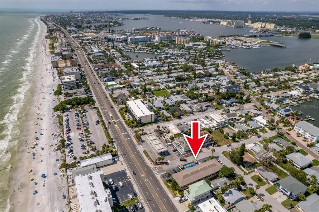 14251 Gulf Boulevard, Unit 12 St. Petersburg, FL 33708 - Photo 2 of 15