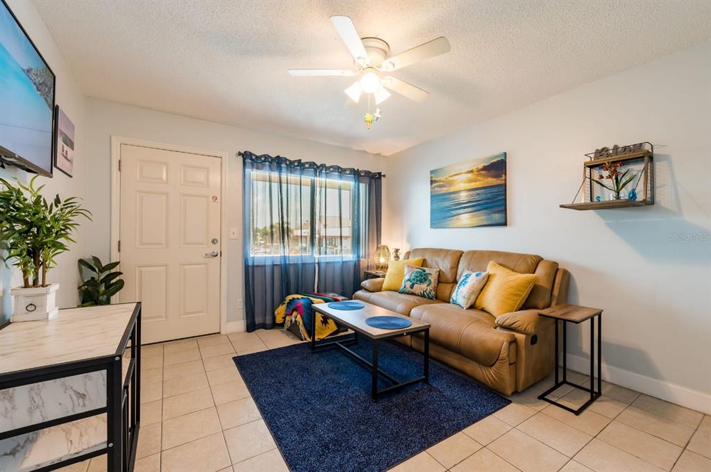14251 Gulf Boulevard, Unit 12 St. Petersburg, FL 33708 - Photo 10 of 15