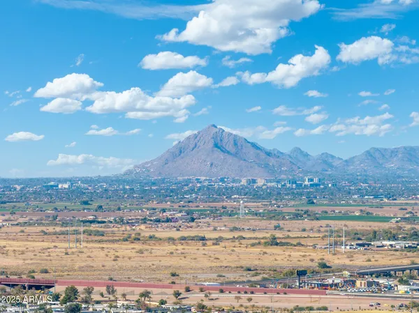 $739,000 | 1759 North Spring Circle, Mesa, AZ 85203