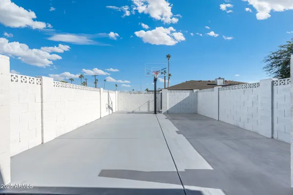 $739,000 | 1759 North Spring Circle, Mesa, AZ 85203