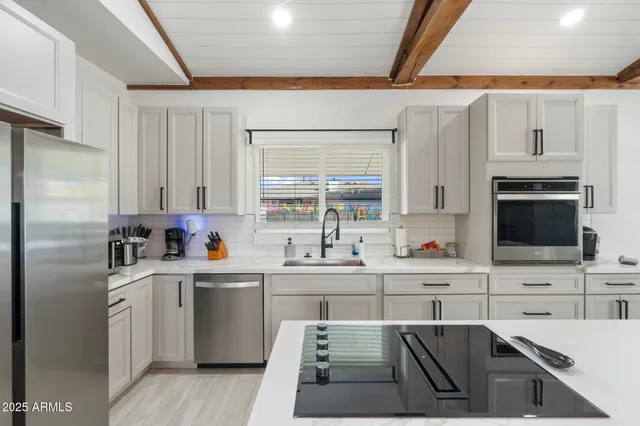 $739,000 | 1759 North Spring Circle, Mesa, AZ 85203