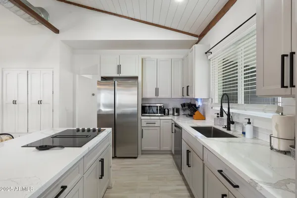 $739,000 | 1759 North Spring Circle, Mesa, AZ 85203