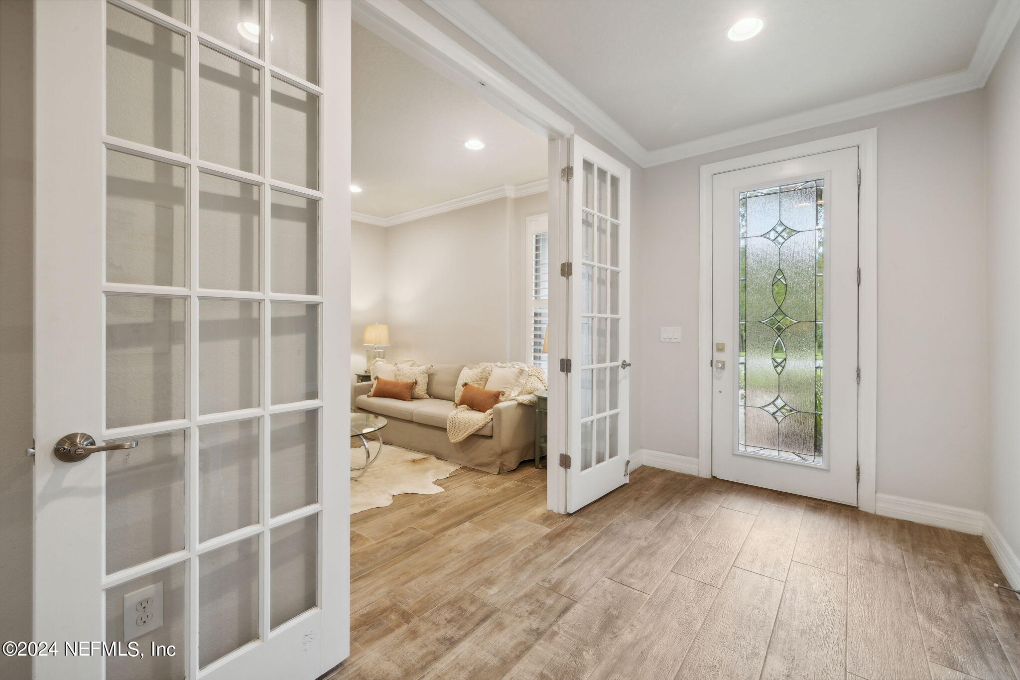 376 Eagle Pass Drive Ponte Vedra, FL 32081 - Photo 13 of 52 a view of livingroom with furniture and wooden floor