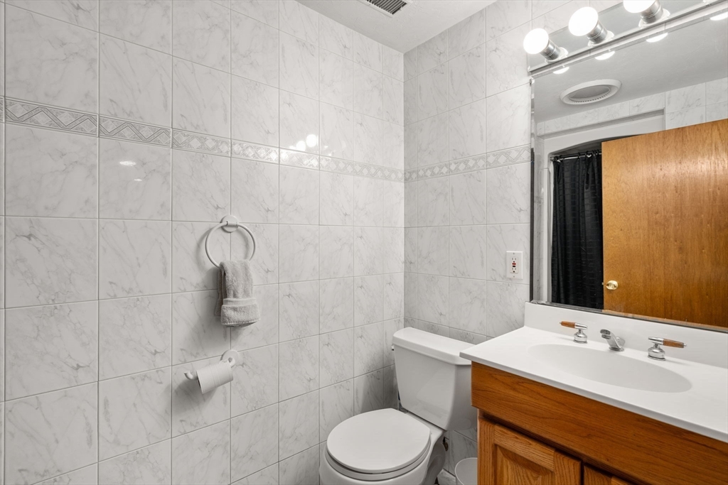 27 Alden Road Wayland, MA 01778 - Photo 25 of 29 Gallery Image 25