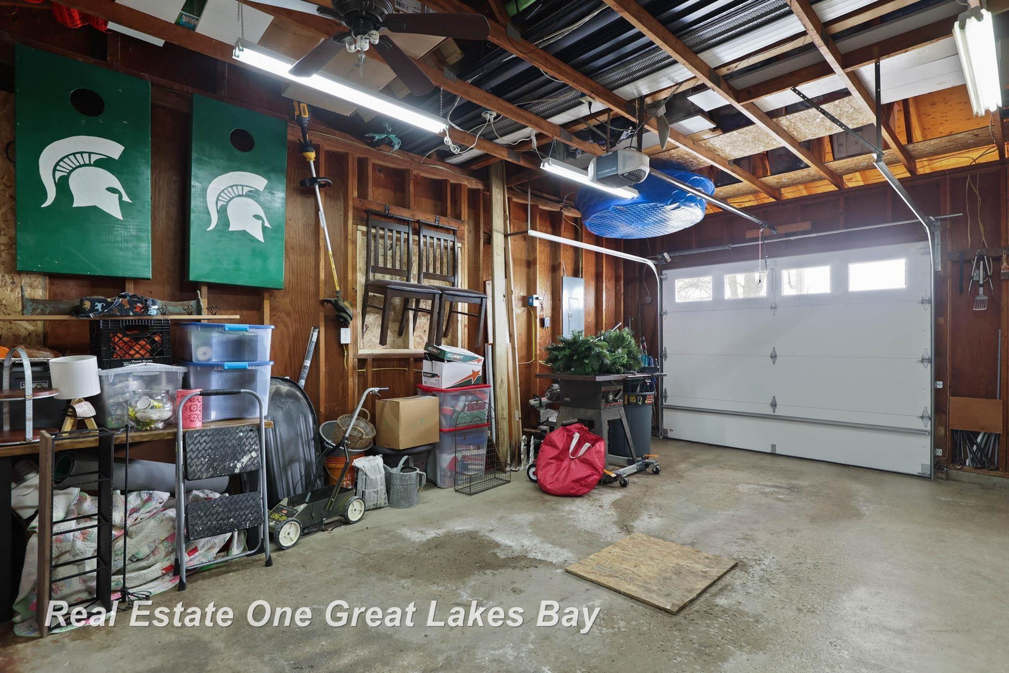 2720 Colwood Road Caro, MI 48723 - Photo 26 of 45 50167772-62a567f9-12a6-4953-8d83-d553d85a2079.JPG