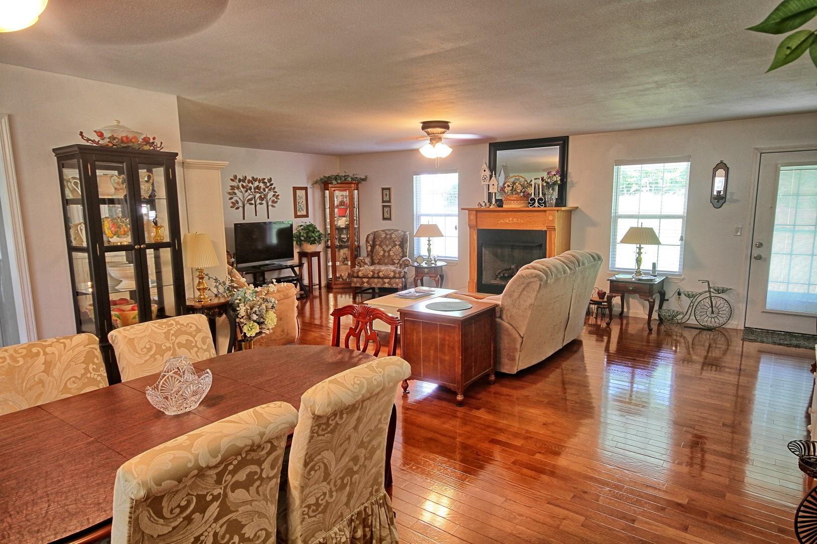 166 West Park Circle Decatur, TN 37322 - Photo 4 of 24 d