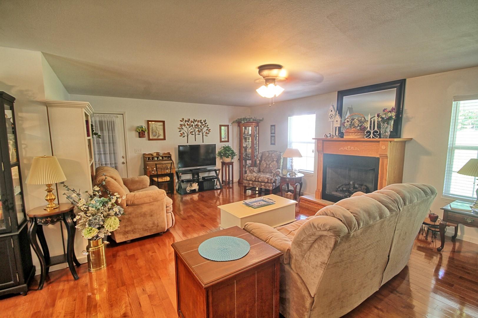 166 West Park Circle Decatur, TN 37322 - Photo 5 of 24 e
