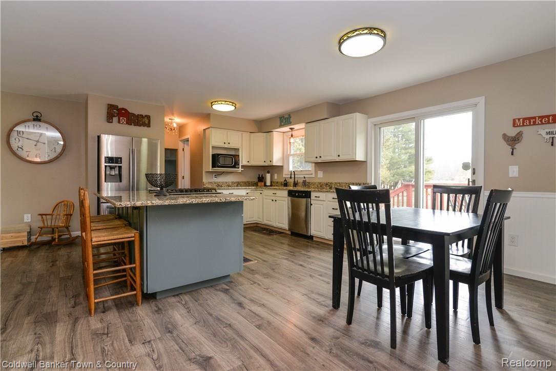1224 West Barron Road Howell, MI 48855 - Photo 11 of 48 _A24 - Copy - Copy - Copy.jpg