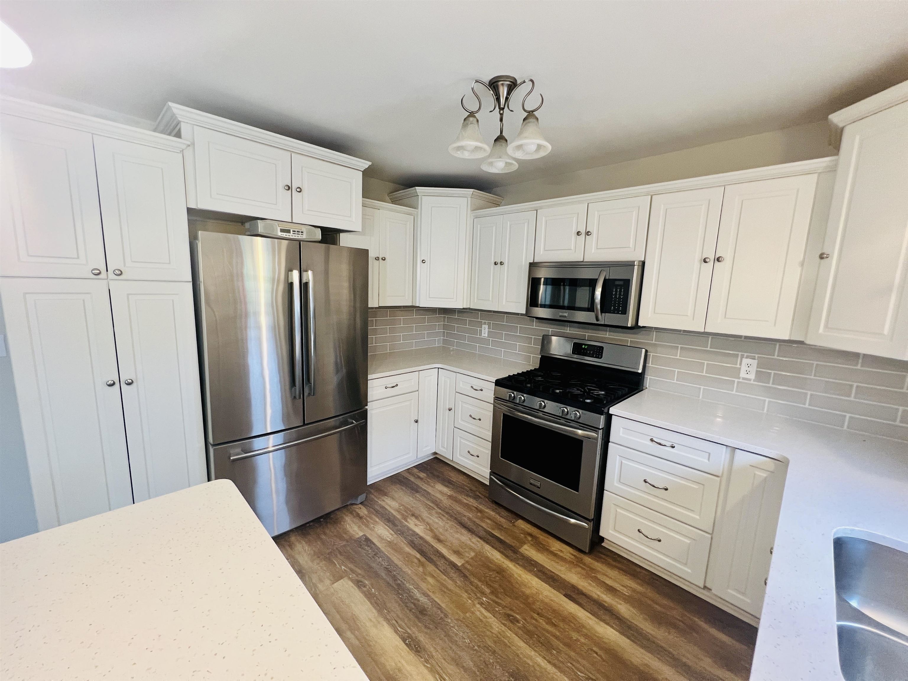 7371 North Nichols Road Flushing, MI 48433 - Photo 10 of 57 50098759-9.JPG