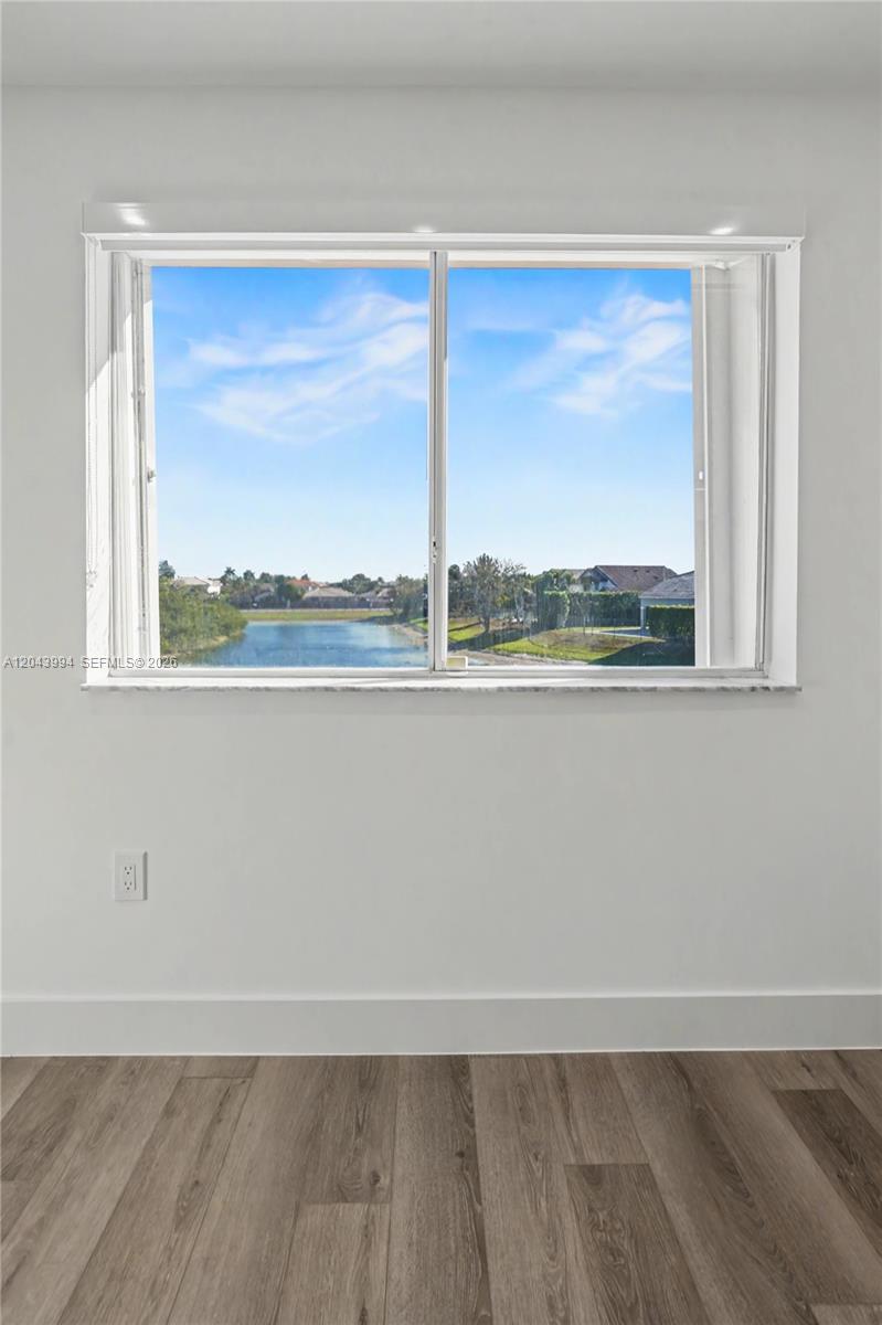 16240 Southwest 75th Street Miami, FL 33193 - Photo 13 of 26