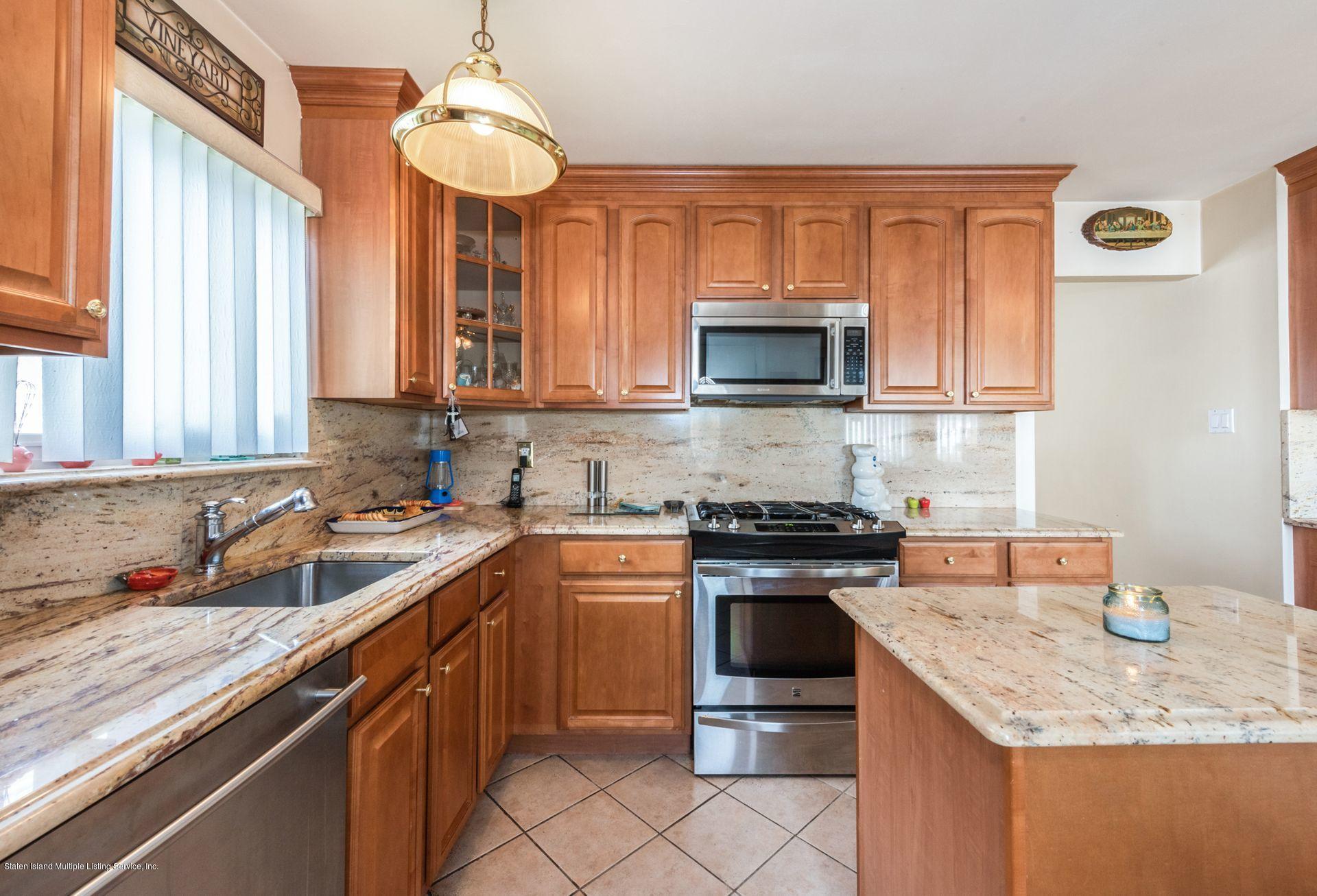 177 Rye Avenue Staten Island, NY 10312 - Photo 9 of 21 9