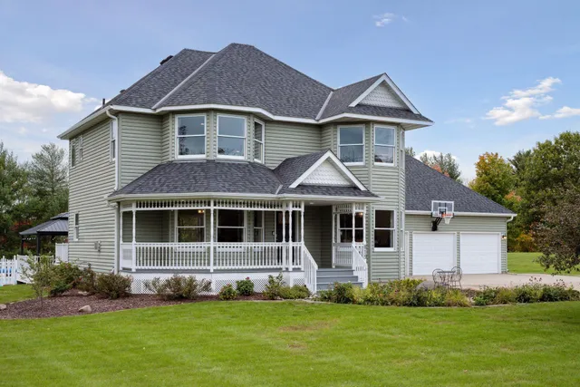 $674,900 | 819 Belanger Avenue Northwest, Buffalo, MN 55313