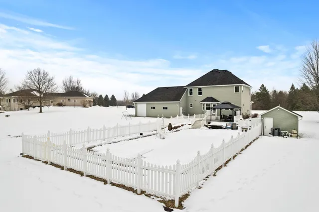 $674,900 | 819 Belanger Avenue Northwest, Buffalo, MN 55313