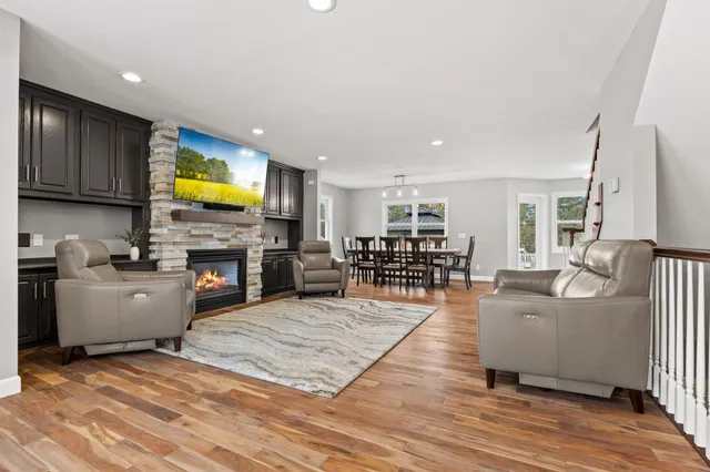 $674,900 | 819 Belanger Avenue Northwest, Buffalo, MN 55313