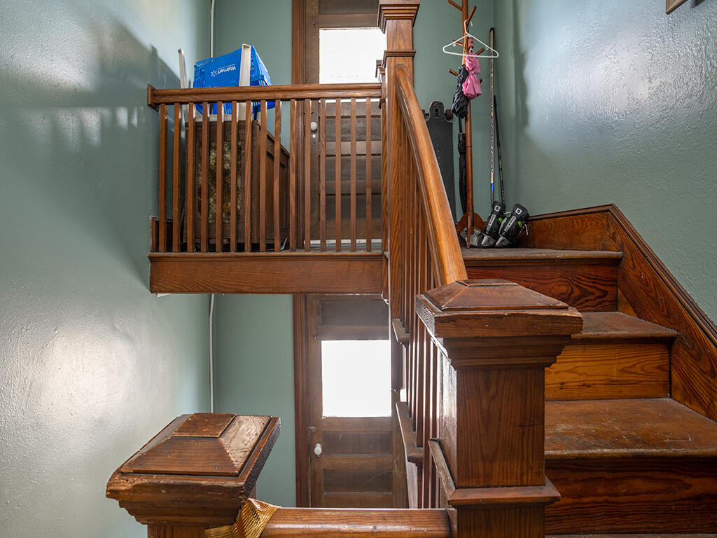 28 High Street Portland, ME 04101 - Photo 36 of 36 Staircase