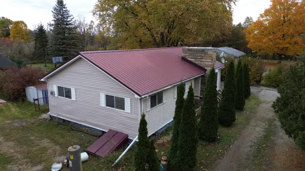 $209,000 | 9526 Monroe Road, Elwell, MI 48832