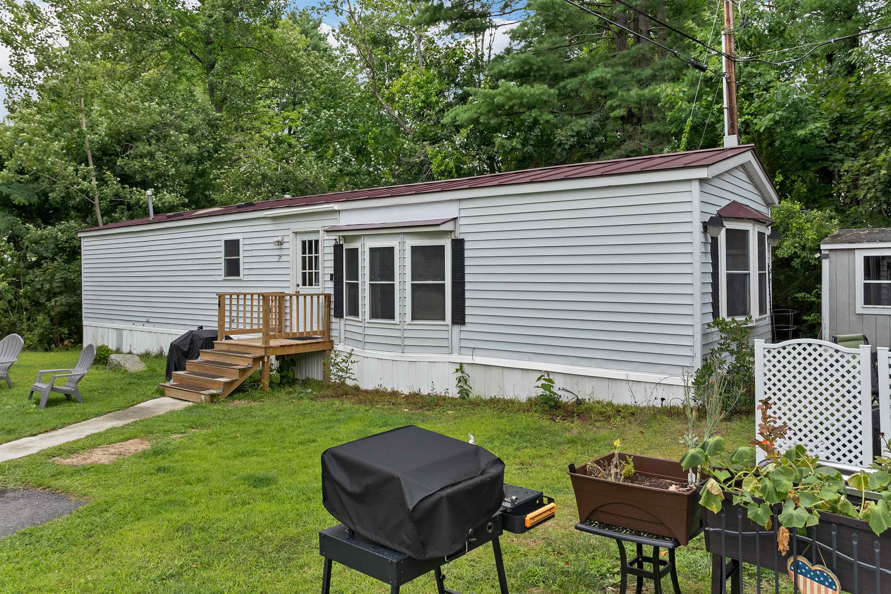 4 Colgate Road Newmarket, NH 03857 - Photo 1 of 31 Gallery Image 1