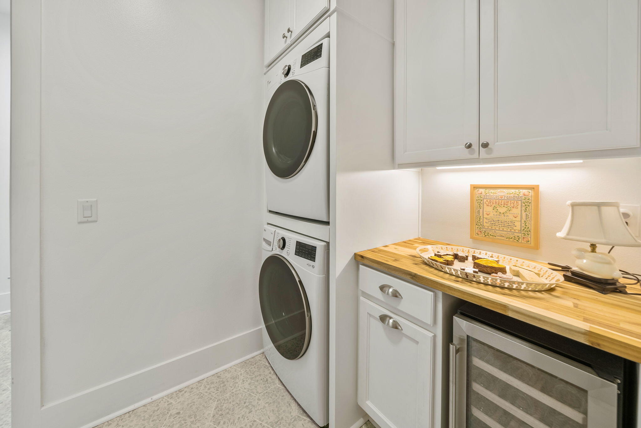 20 Beargrass Way Santa Rosa Beach, FL 32459 - Photo 22 of 50 a utility room with dryer and washer