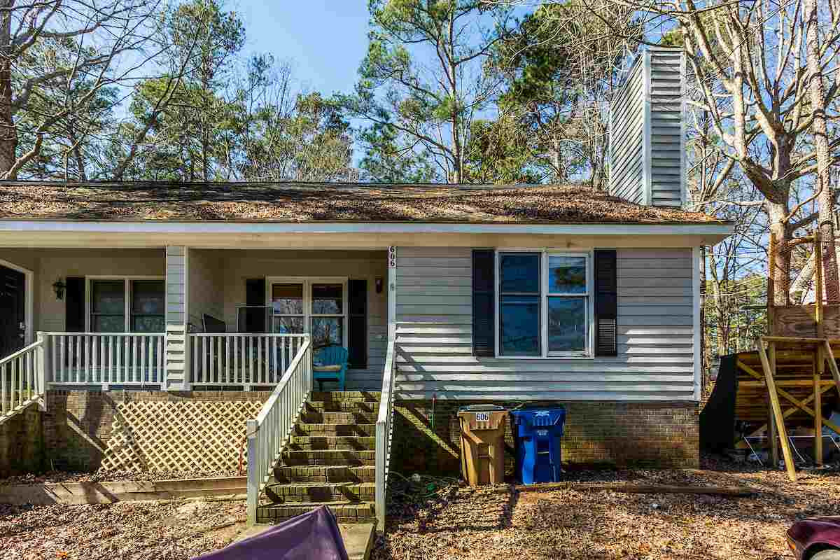 606 Brent Road Raleigh, NC 27606 - Photo 2 of 17 Exterior Front