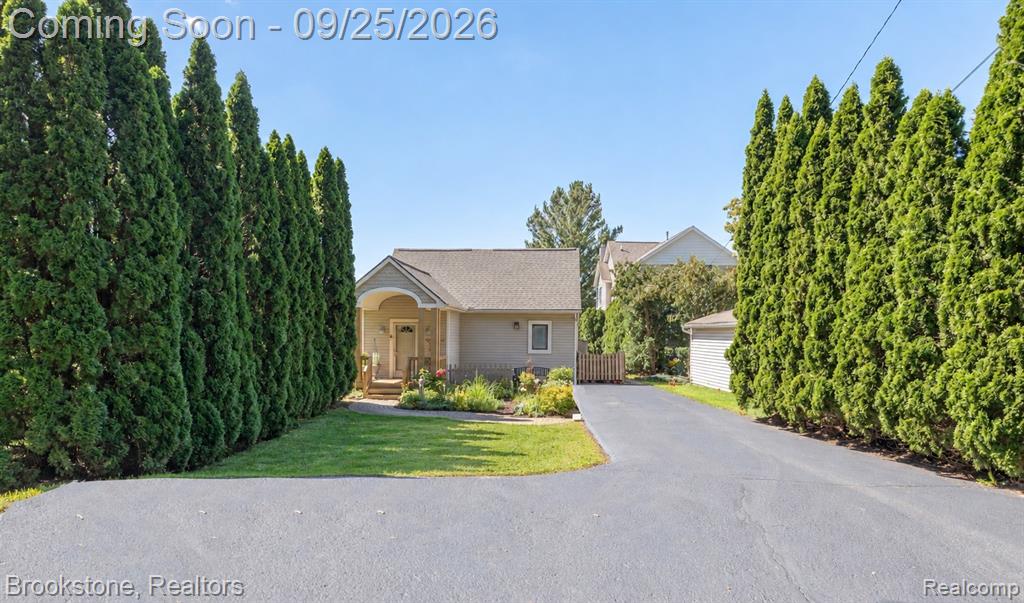 9701 Norman Road Clarkston, MI 48348 - Photo 17 of 47 Gallery Image 17