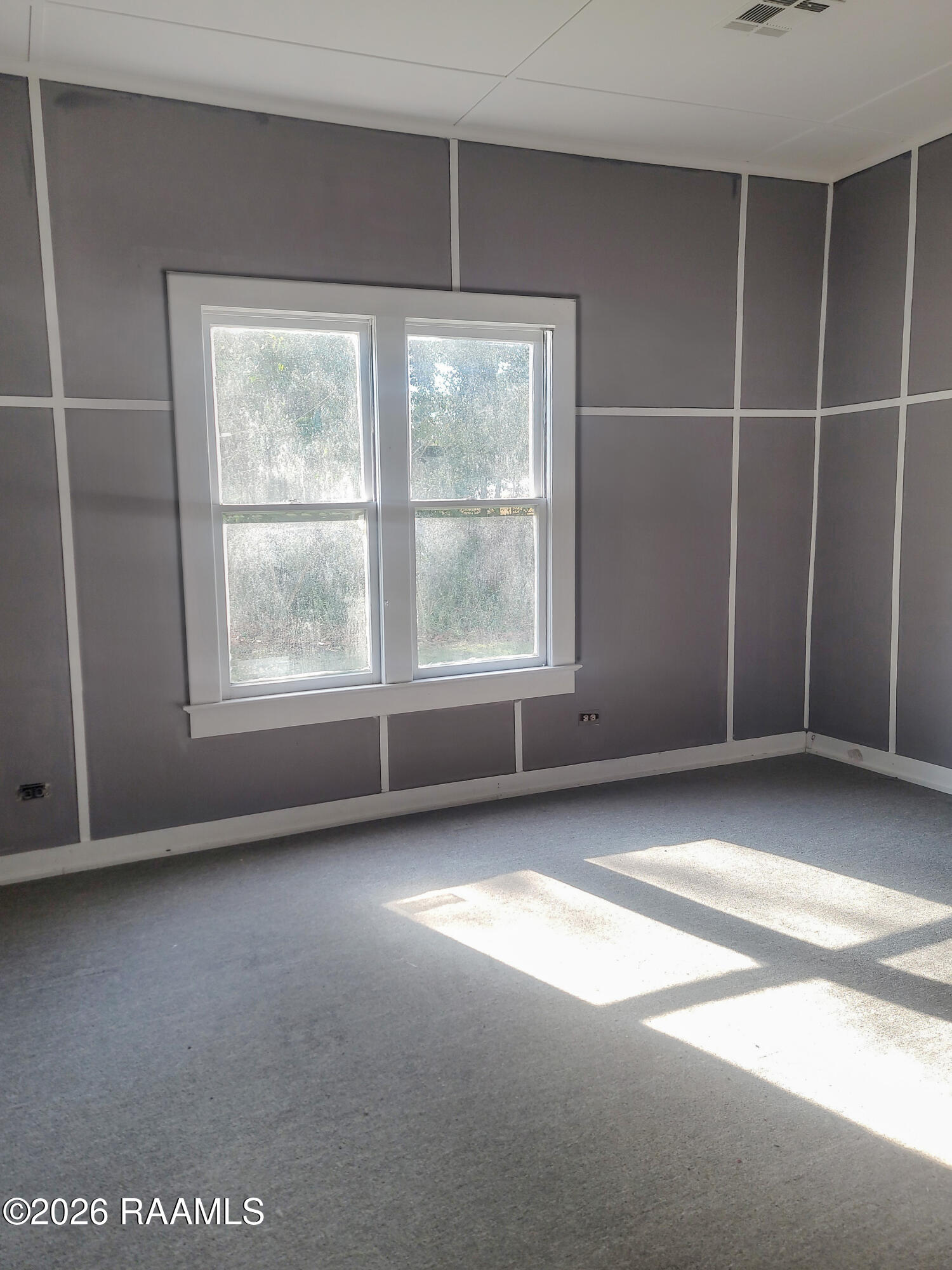 403 Ruland Street Jennings, LA 70546 - Photo 6 of 12 TimePhoto_20251208_105311