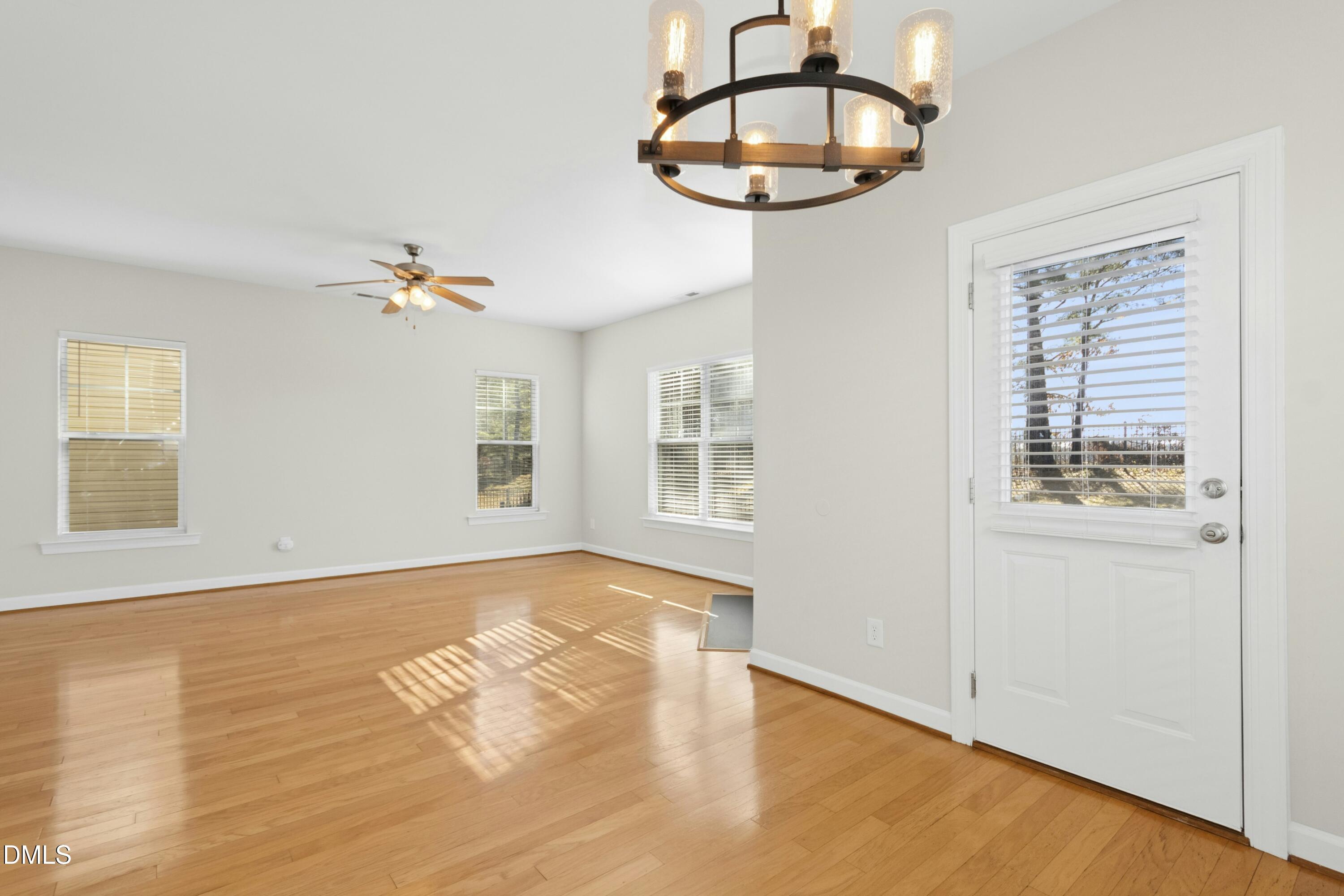 3811 Yates Mill Trail Raleigh, NC 27606 - Photo 4 of 27 009-489254-IMG_0233