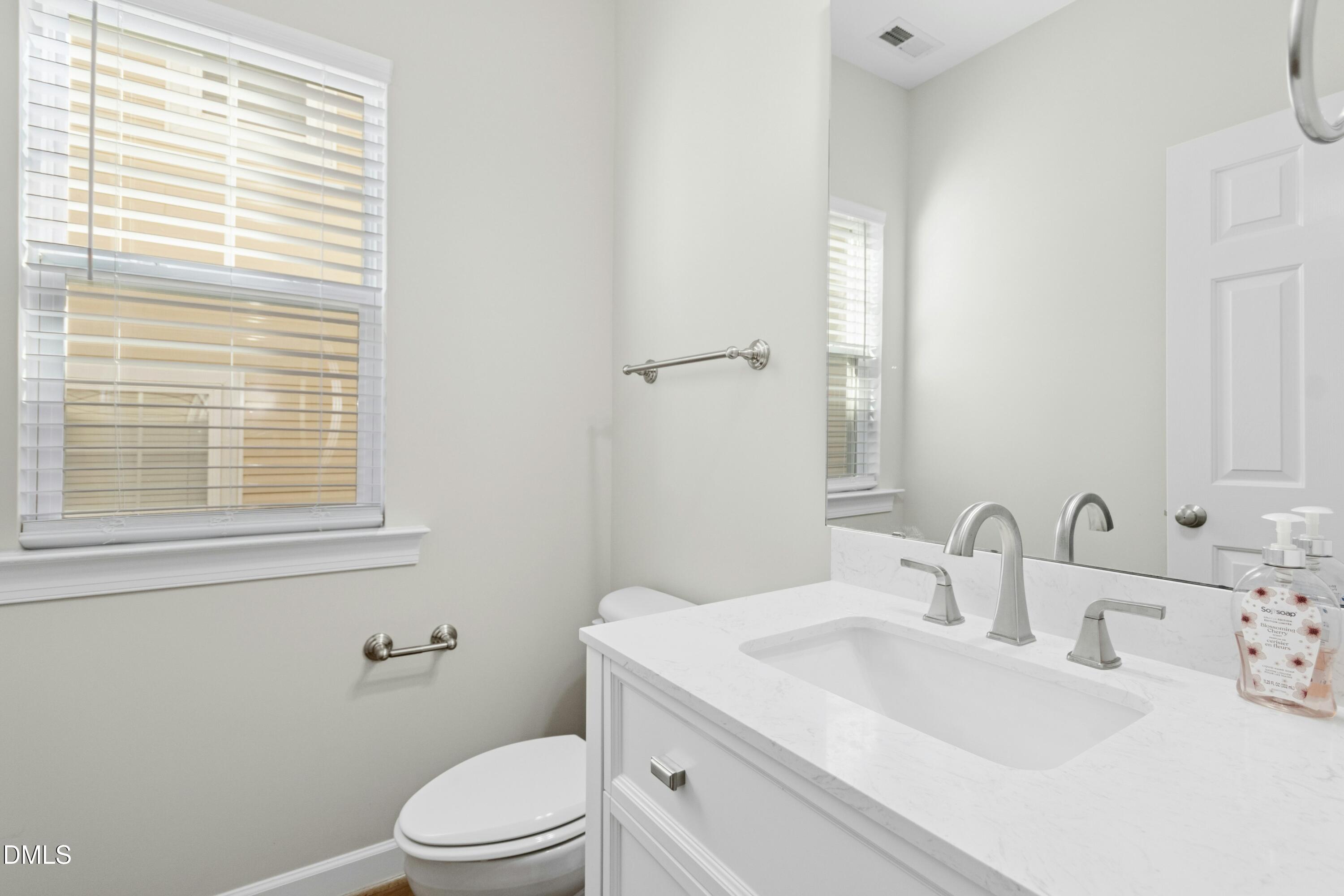 3811 Yates Mill Trail Raleigh, NC 27606 - Photo 9 of 27 015-489254-IMG_0264