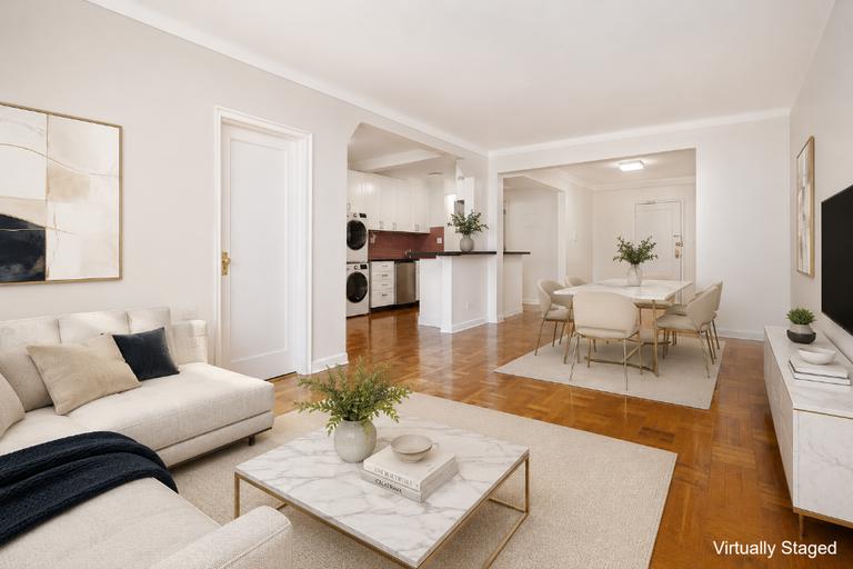 20 Clinton Street, Unit 2F Manhattan, NY 10002 - Photo 2 of 18 Photo 2