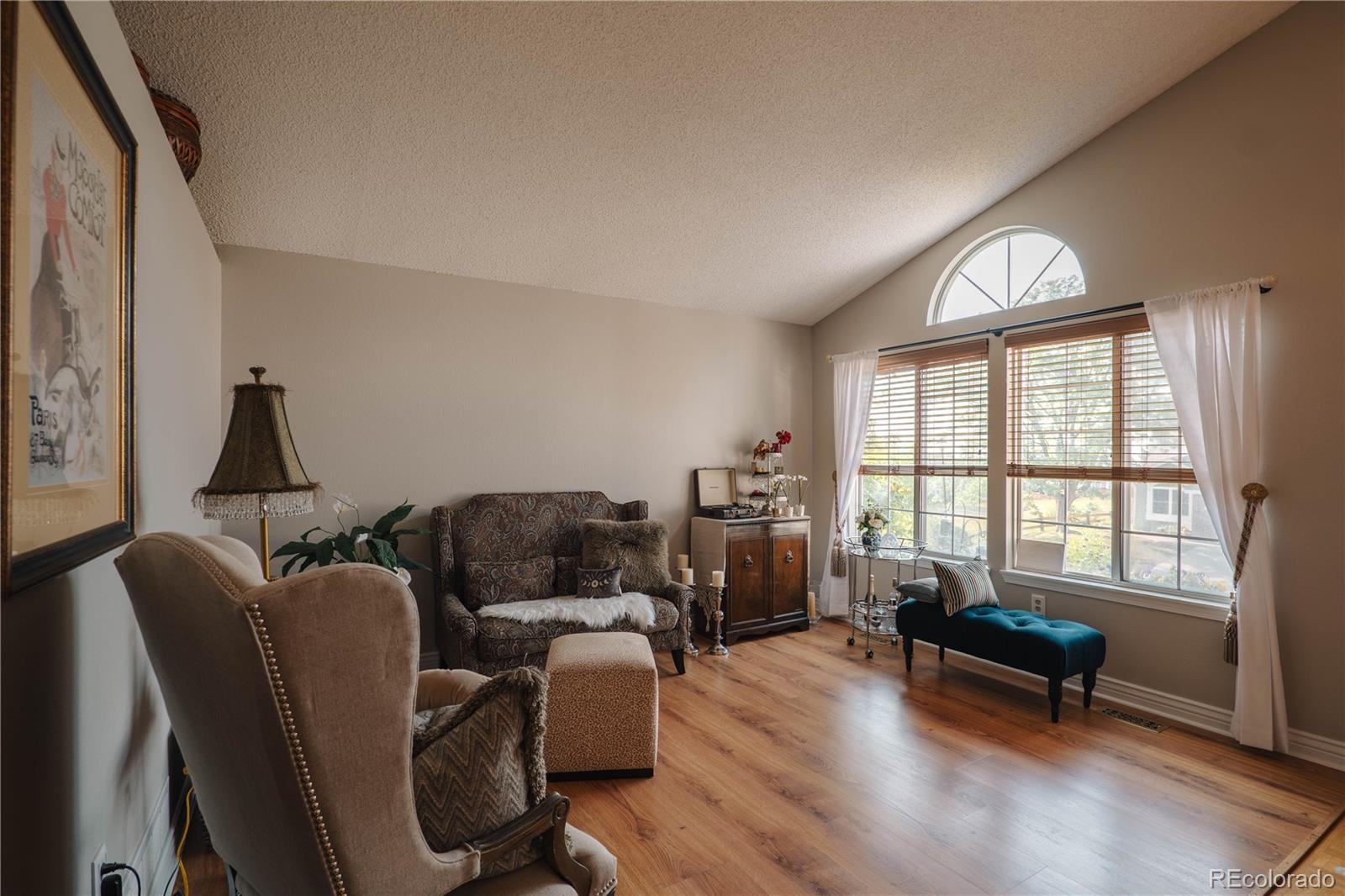 1258 Ridgeglen Way Littleton, CO 80126 - Photo 3 of 30