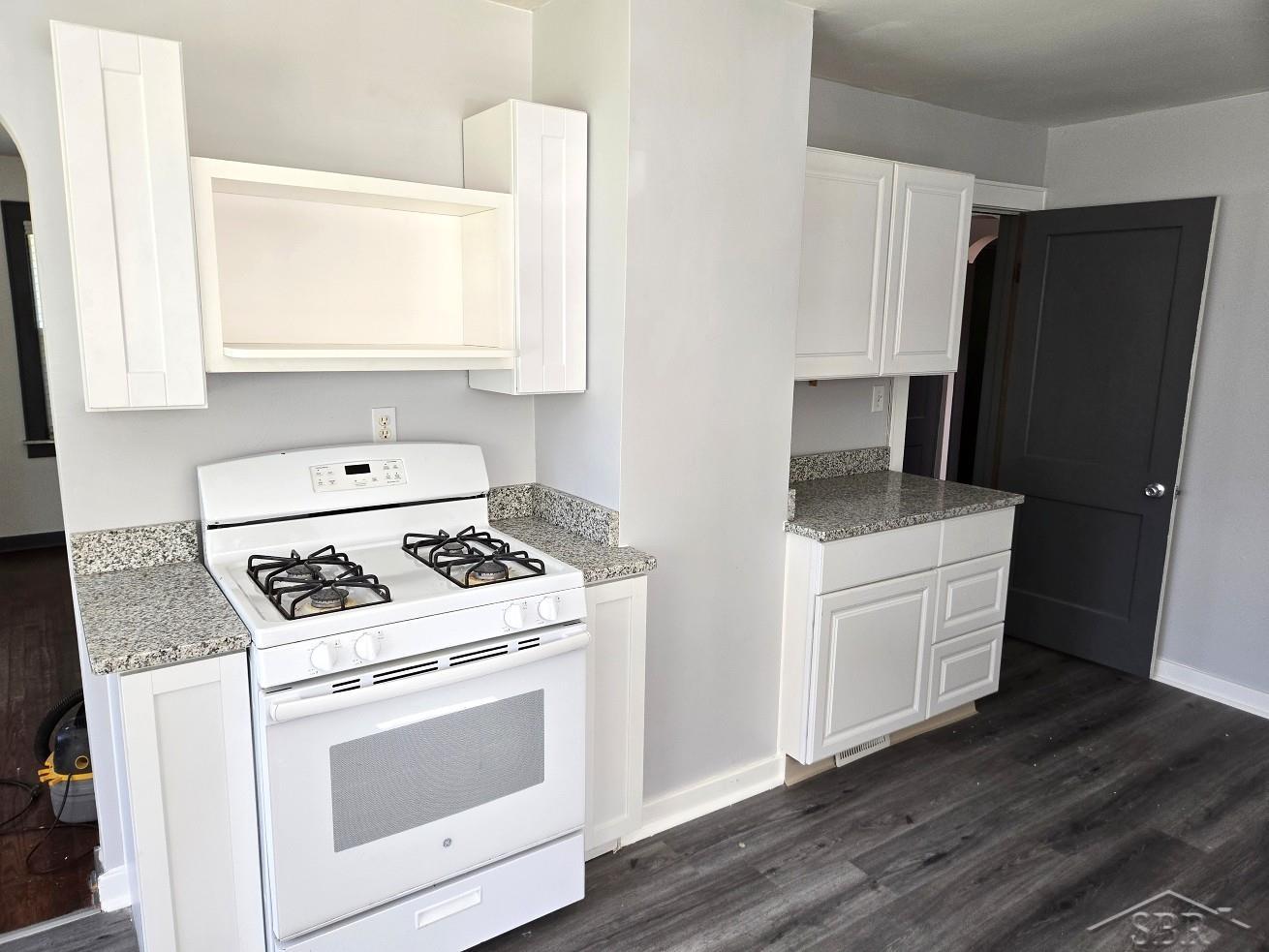 3715 Shattuck Road Saginaw, MI 48603 - Photo 9 of 16 Gallery Image 9