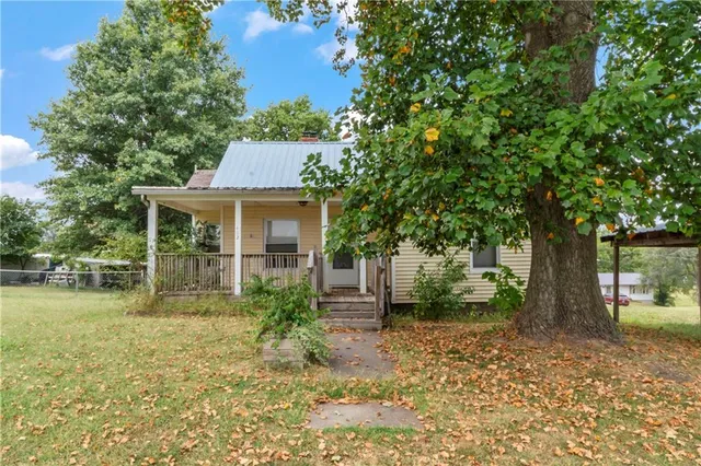 $175,000 | 402 Pine Street, Blackburn, MO 65321