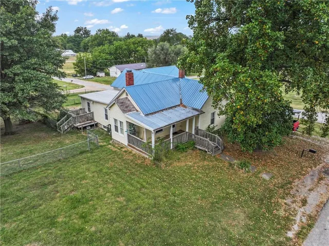 $175,000 | 402 Pine Street, Blackburn, MO 65321