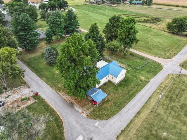 $175,000 | 402 Pine Street, Blackburn, MO 65321