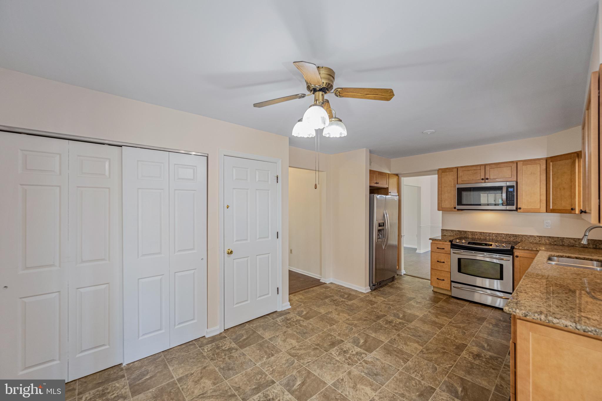 16405 Old Frederick Road Mount Airy, MD 21771 - Photo 4 of 35 Gallery Image 4