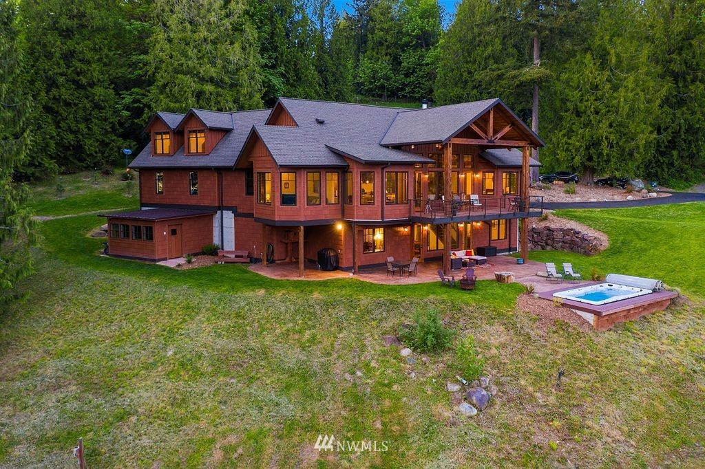 10001 Fay Road Northeast Carnation, WA 98014 - Photo 2 of 40 Gallery Image 2