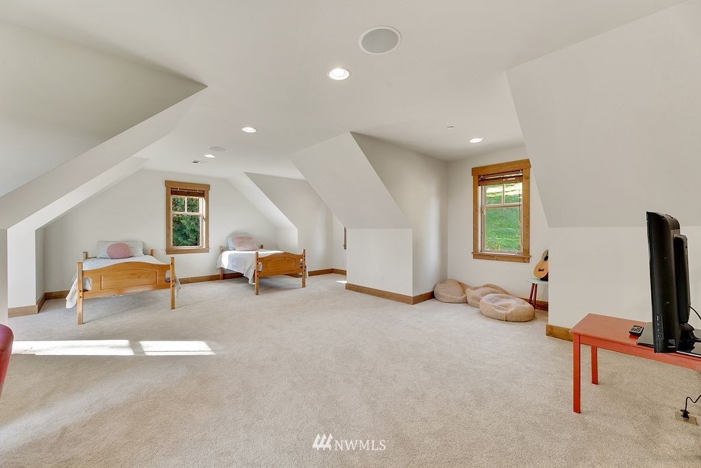 10001 Fay Road Northeast Carnation, WA 98014 - Photo 20 of 40 Gallery Image 20