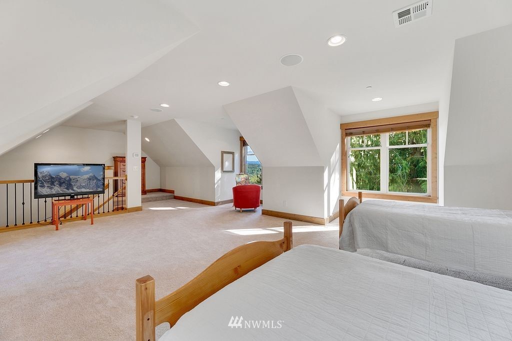 10001 Fay Road Northeast Carnation, WA 98014 - Photo 21 of 40 Gallery Image 21