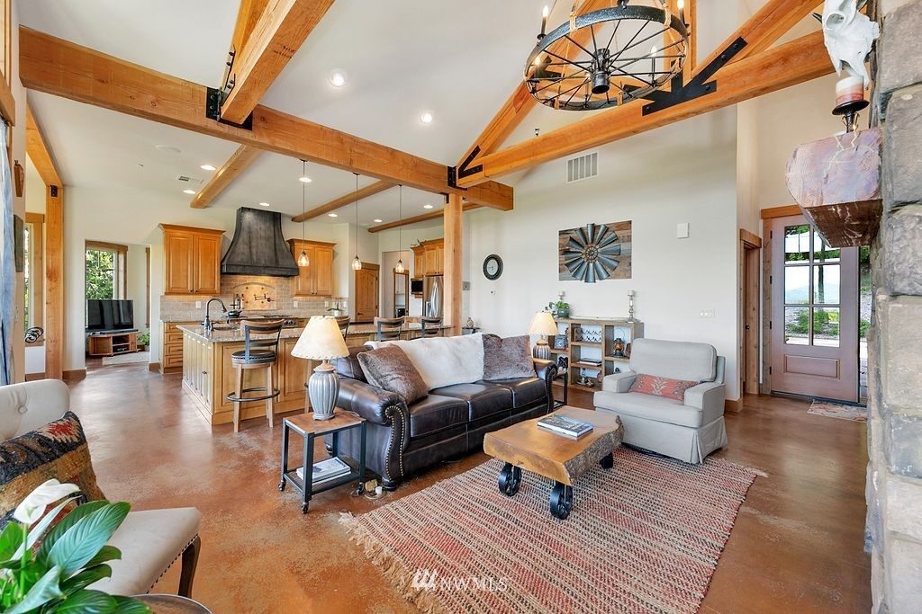 10001 Fay Road Northeast Carnation, WA 98014 - Photo 10 of 40 Gallery Image 10