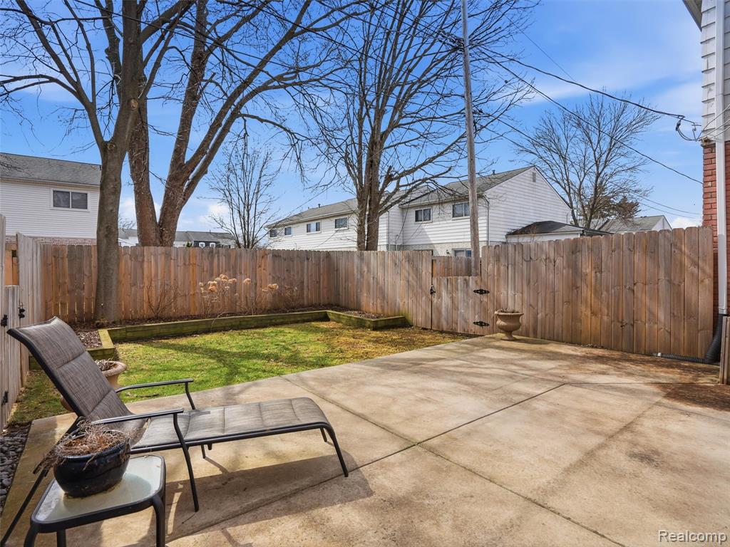 115 Manor Way Rochester Hills, MI 48309 - Photo 29 of 46 Gallery Image 29