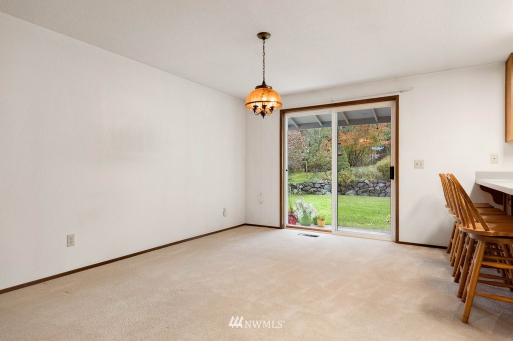 259 Valley Road Oak Harbor, WA 98277 - Photo 7 of 33 Gallery Image 7